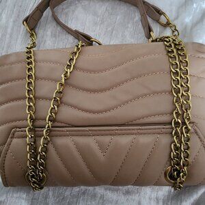 Beige quilted purse